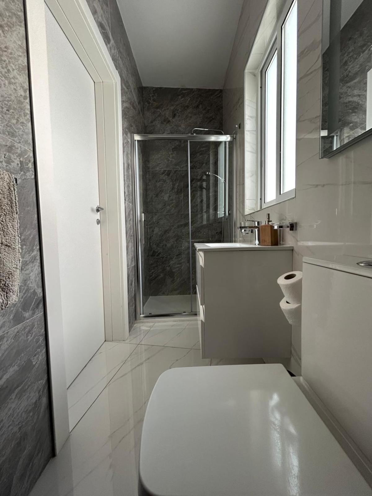Exceptional 3-Bedroom Apartment, Sliema - Tigne Point! Εξωτερικό φωτογραφία