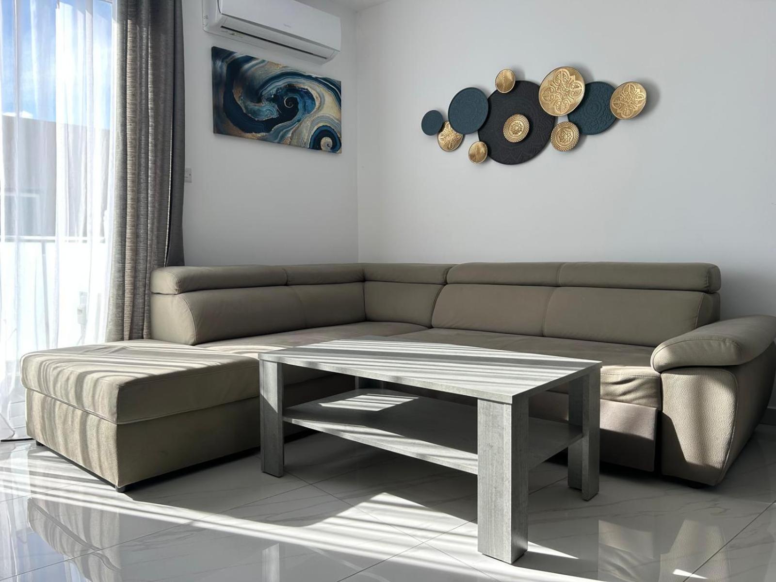 Exceptional 3-Bedroom Apartment, Sliema - Tigne Point! Εξωτερικό φωτογραφία