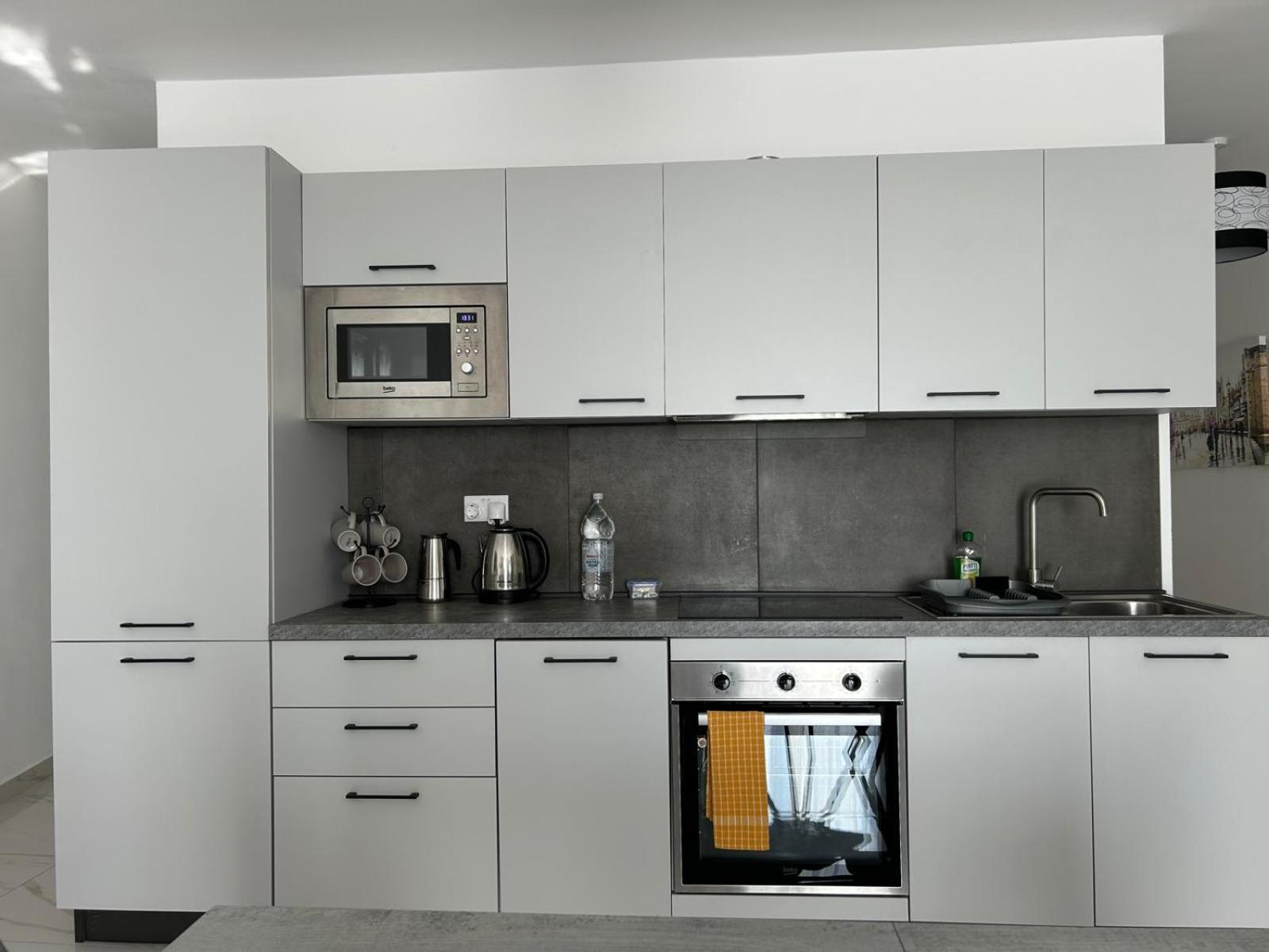 Exceptional 3-Bedroom Apartment, Sliema - Tigne Point! Εξωτερικό φωτογραφία