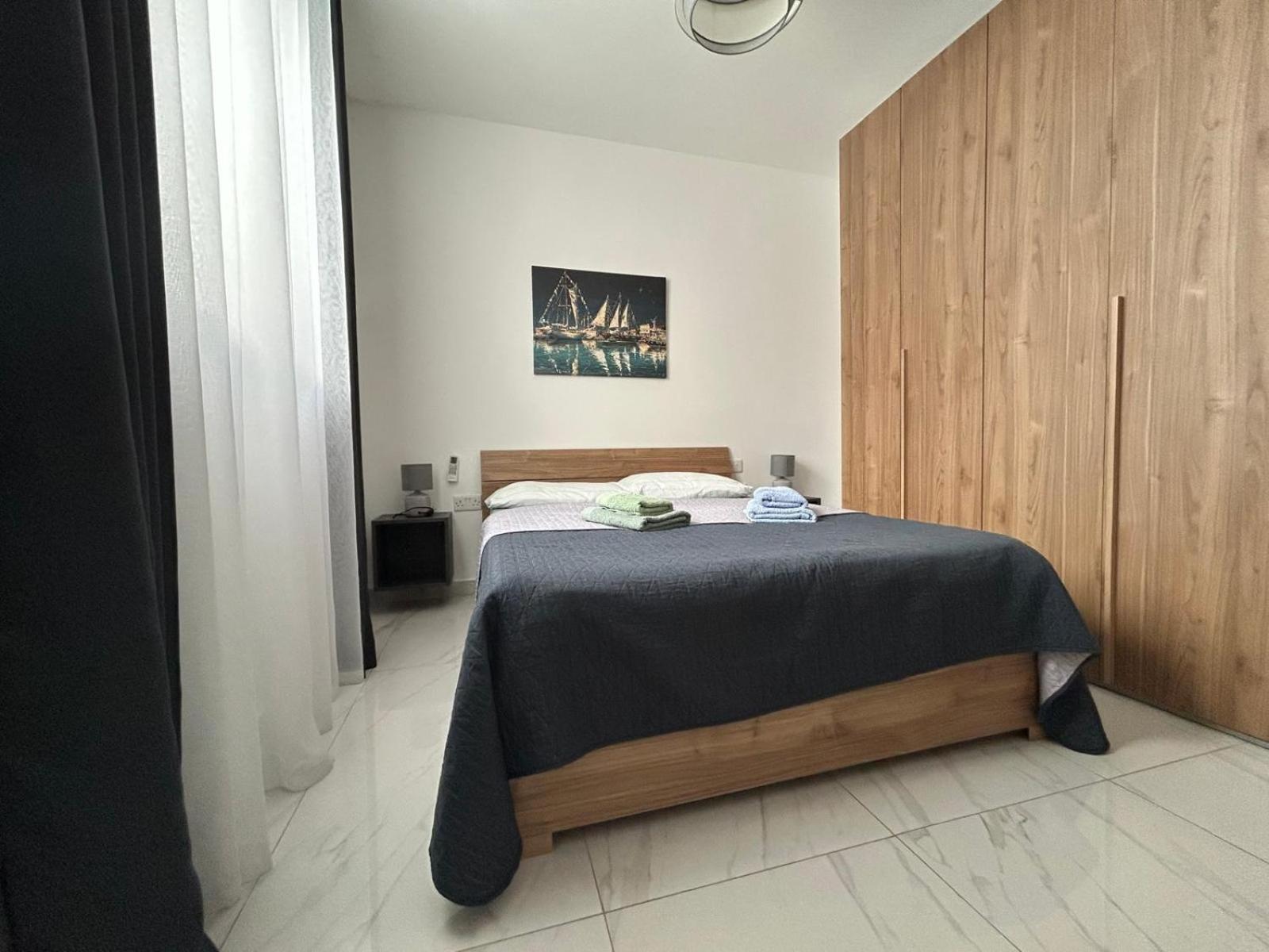 Exceptional 3-Bedroom Apartment, Sliema - Tigne Point! Εξωτερικό φωτογραφία