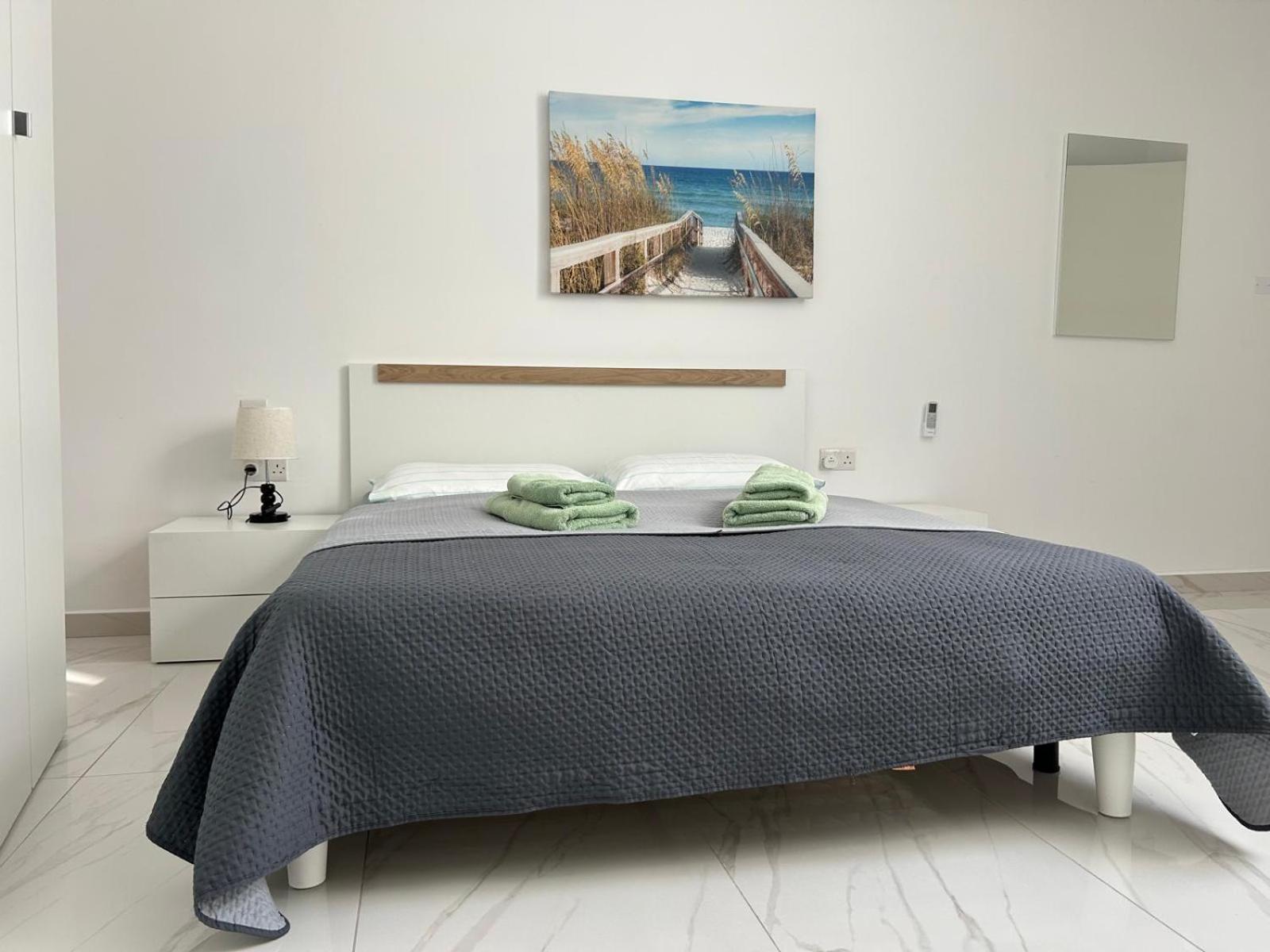 Exceptional 3-Bedroom Apartment, Sliema - Tigne Point! Εξωτερικό φωτογραφία